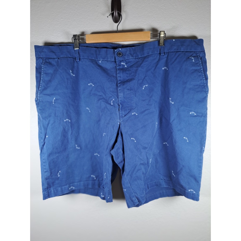 IZOD Saltwater Mens Blue Fish Bone Print Chino Shorts Size 48 Waist 10.5 Inseam
